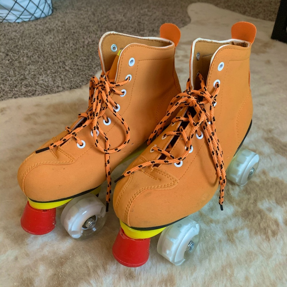 Brown Chickinskates Roller Skates - Size 39